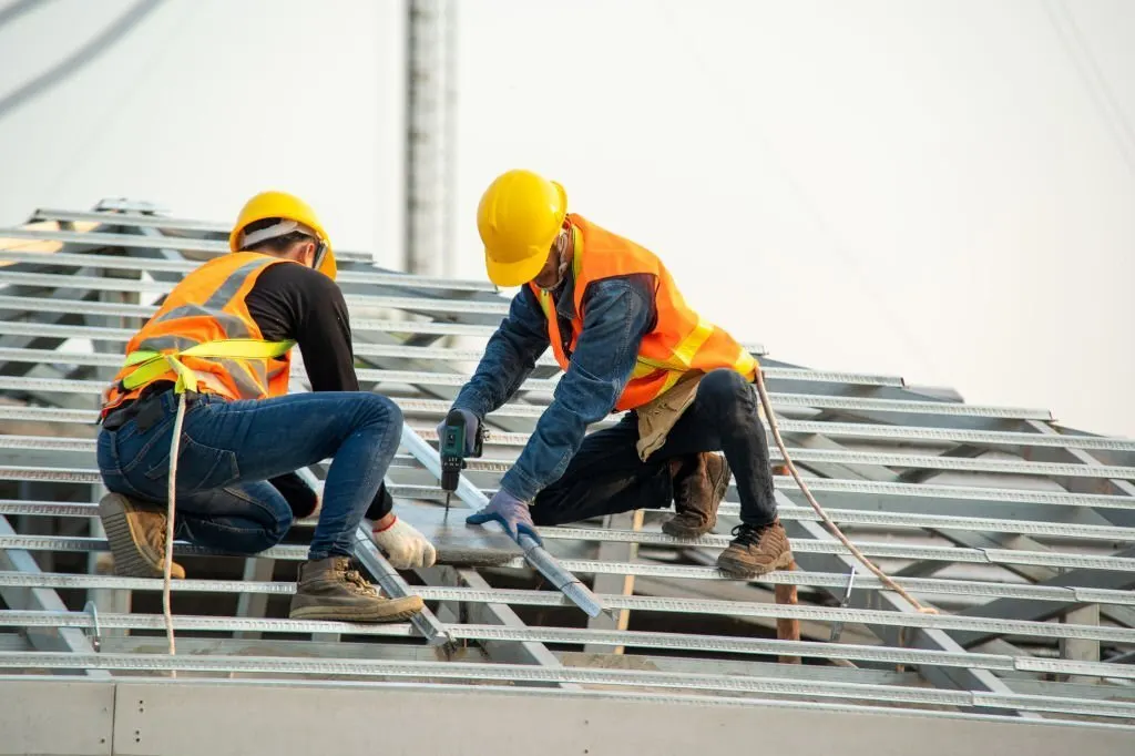 When Your Commercial Building Needs Roof Replacement