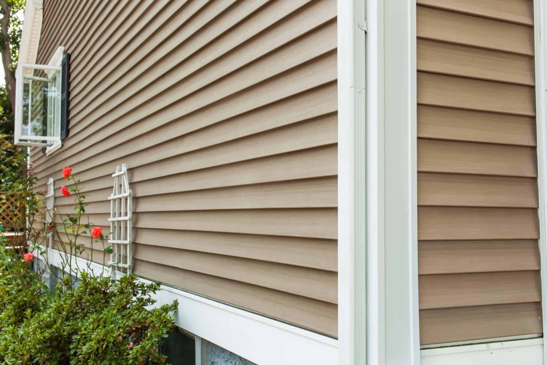 Professional Siding Replacement in progress