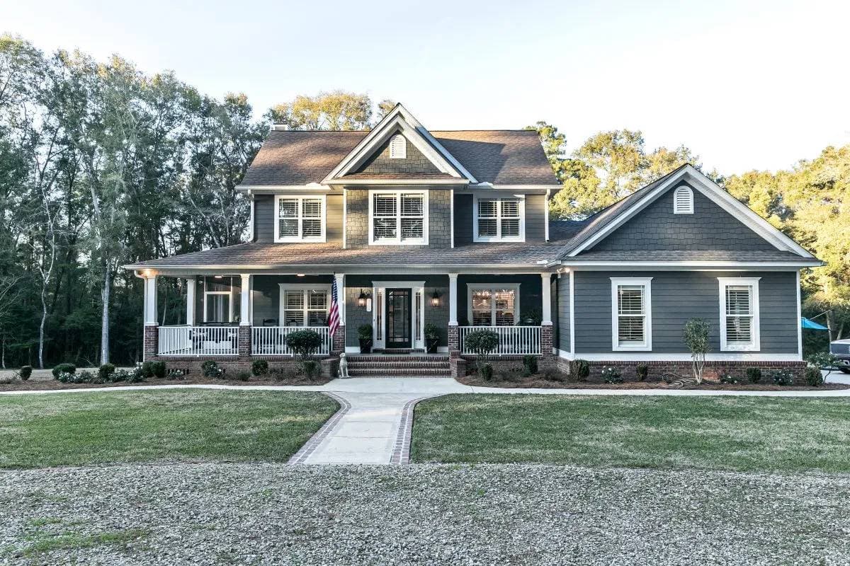 Beautiful home with premium vinyl siding installation